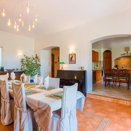 Escalinada Vi4310 By Riviera Homes *